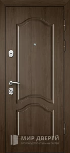 Коричневая входная дверь с наличниками и доборами №8 внешняя - фото